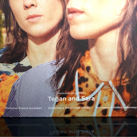 MONTECRISTO Magazine State of Mind | Coffee Table Accent Décor Decor - Picture 3 of 7